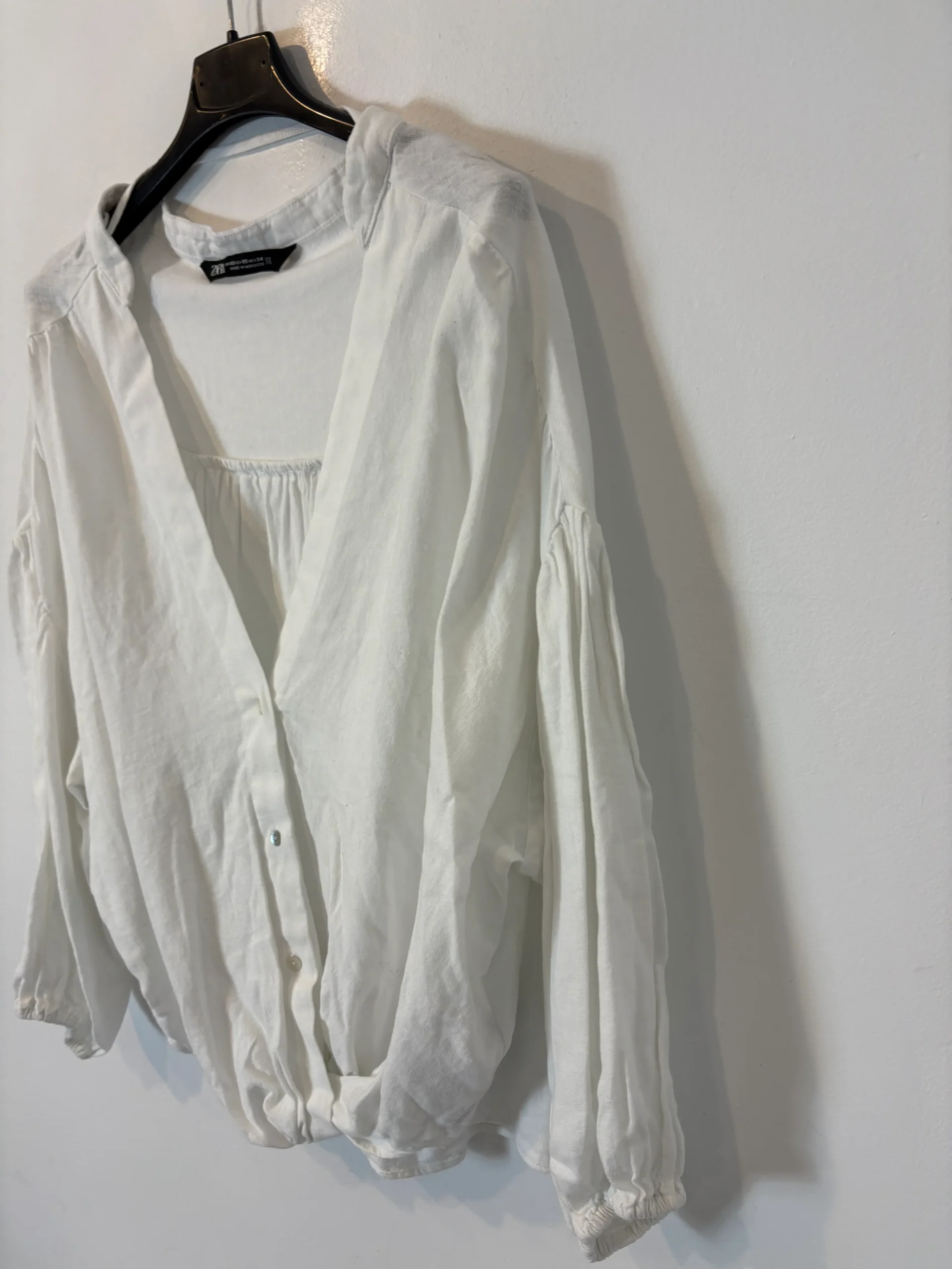 ZARA. Blusa blanca con lino. T XS - Imagen 6