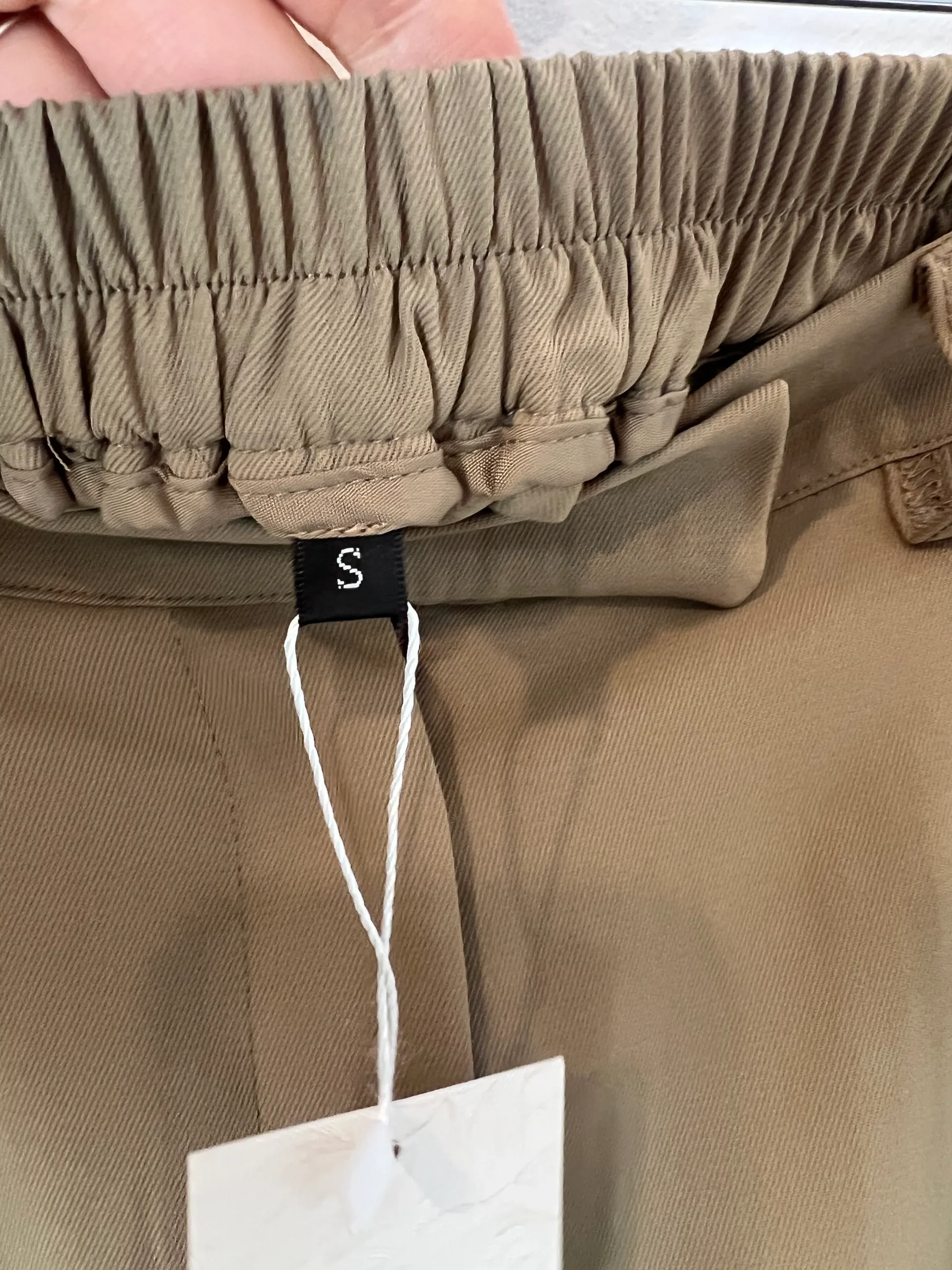 ACTCAT. Pantalón corto camel T.s - Imagen 4